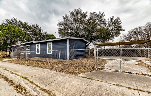 1903 Athel Ave — photo 2