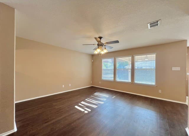 11111 Dewberry — photo 4