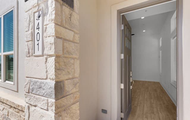 3-bedroom rental at 3523 N. Loop 1604 East Unit 2301 in San Antonio, TX — photo 2