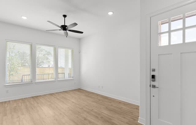 3-bedroom rental at 3523 N. Loop 1604 East Unit 704 in San Antonio, TX — photo 4