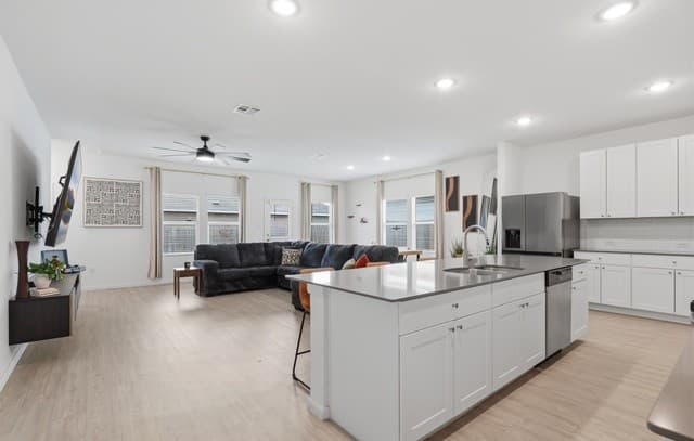 14919 Rhyolite Way — photo 4