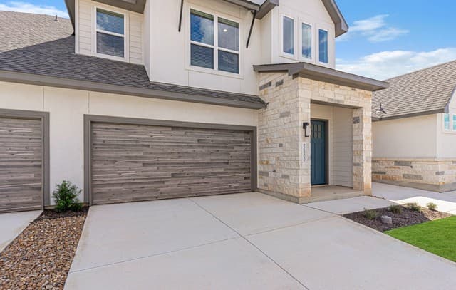 3-bedroom rental at 3523 N. Loop 1604 East Unit 201 in San Antonio, TX — photo 3
