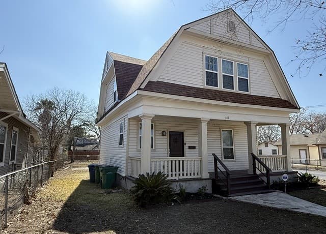 302 Topeka — photo 2