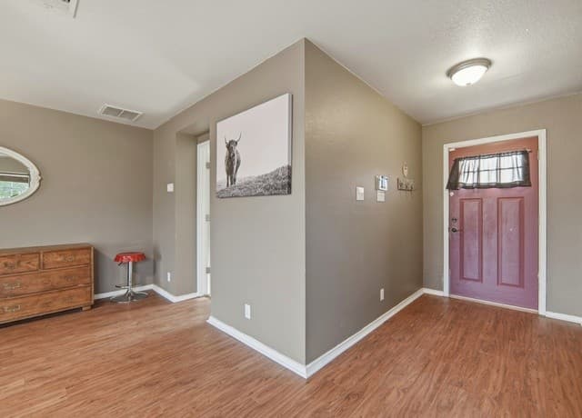 6131 Kensinger — photo 4