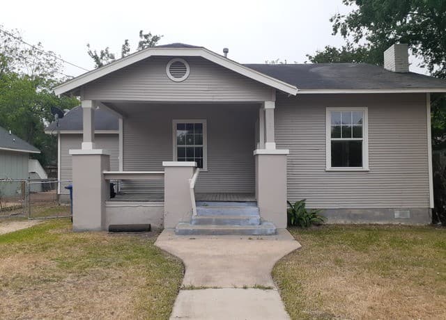 116 W Young — photo 1