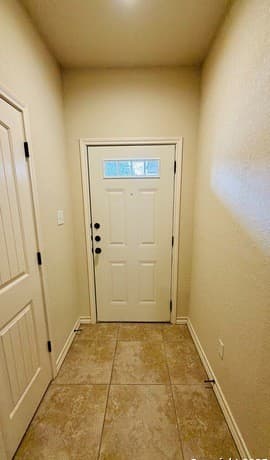 3-bedroom rental at 7108 Micayla Unit 101 in San Antonio, TX — photo 2