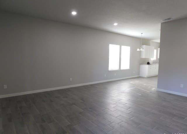 2954 Weir Ave — photo 4