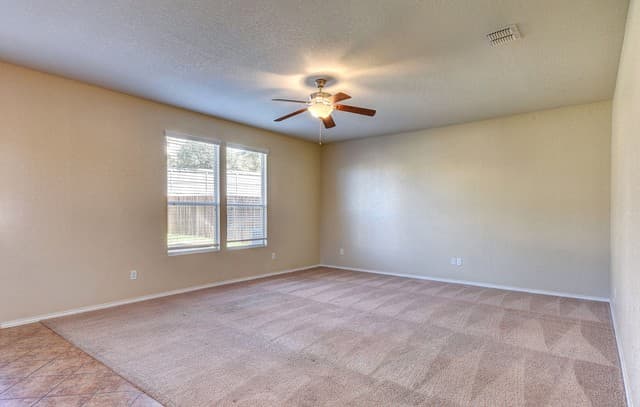 4-bedroom rental at 815 Cactus Star in San Antonio, TX — photo 2