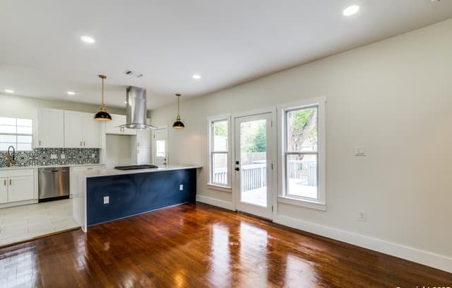 2007 W Mistletoe Ave — photo 3