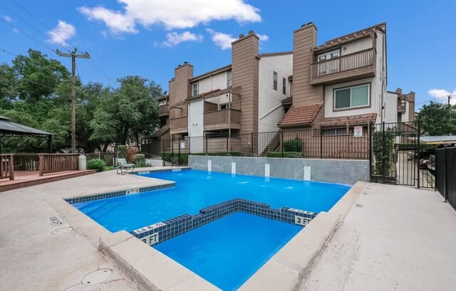 4107 Medical Unit 2208 — photo 2