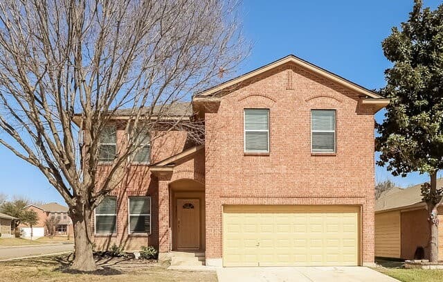 3-bedroom rental at 9475 Mulberry Path in San Antonio TX
