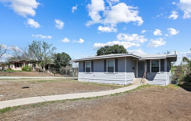 939 John Page Dr. — photo 2