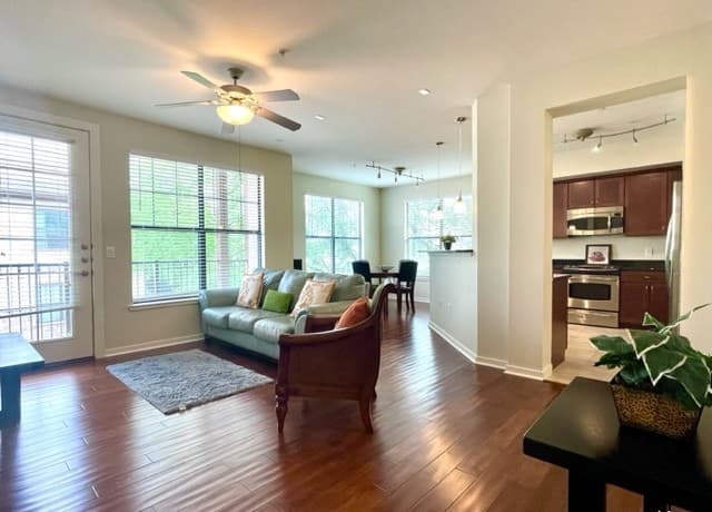 7342 Oak Manor Unit 4201 — photo 1