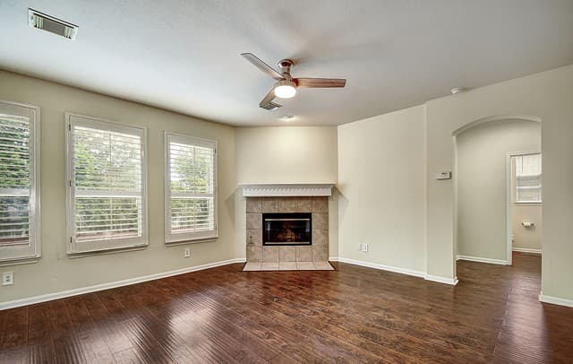 3-bedroom rental at 25210 Battle Lk in San Antonio, TX — photo 3