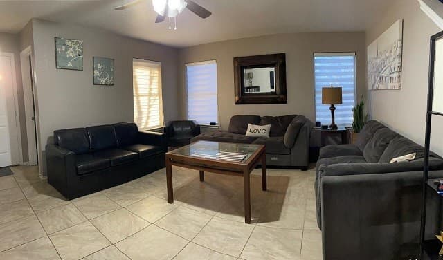 3-bedroom rental at 54 Basin Elm in San Antonio, TX — photo 4