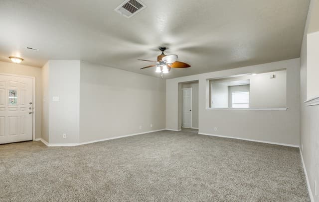 3-bedroom rental at 734 Butler Point in San Antonio, TX — photo 5