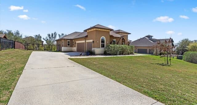 12706 Bluff Spurs — photo 3