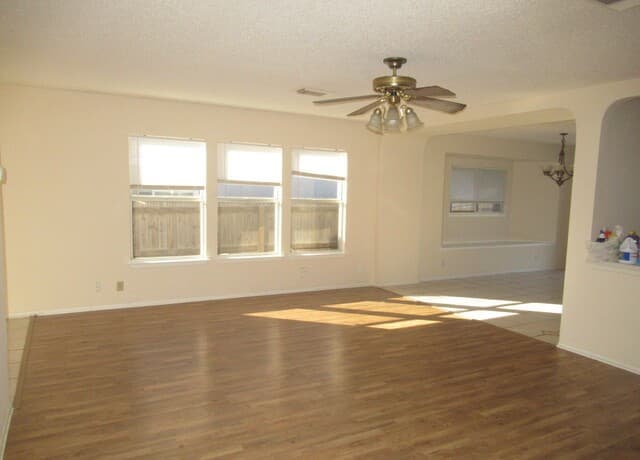 6623 Meadow Dawn — photo 2