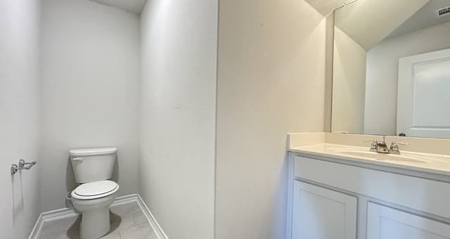 3-bedroom rental at 6518 Hoffman Plain in San Antonio, TX — photo 3