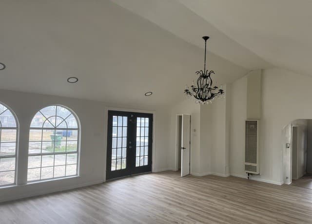 709 S Chupaderas — photo 4