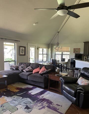 2046 Mulberry — photo 2