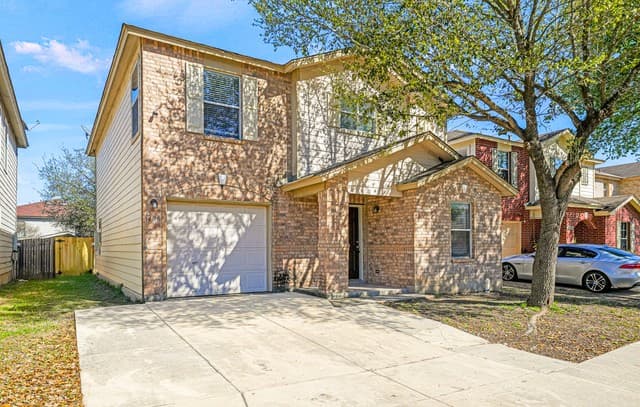 4-bedroom rental at 1426 Range Finder in San Antonio, TX — photo 4