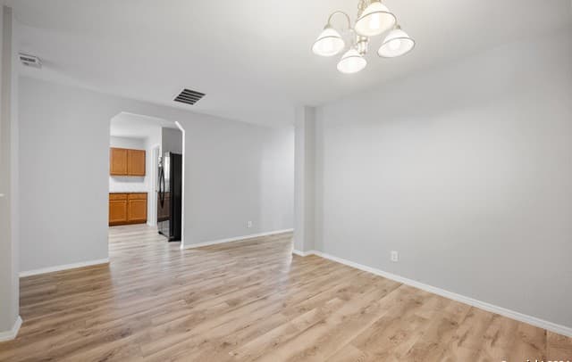 4-bedroom rental at 11927 Ranchwell Cove in San Antonio, TX — photo 5