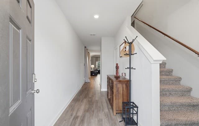 827 Laurel — photo 4