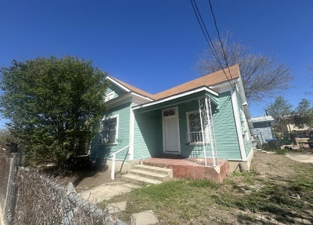 1209 El Paso St — photo 1