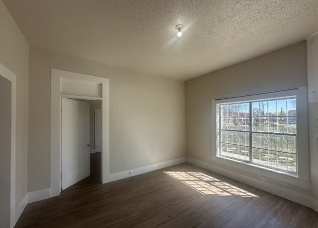 1209 El Paso St — photo 3