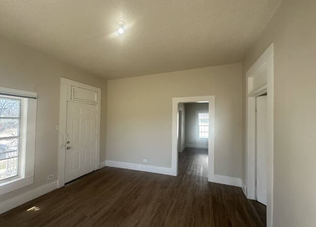 1209 El Paso St — photo 4