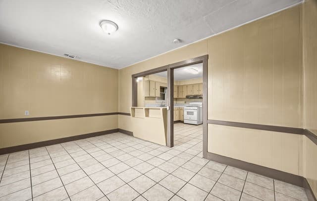 503 Verne Unit 1 — photo 4