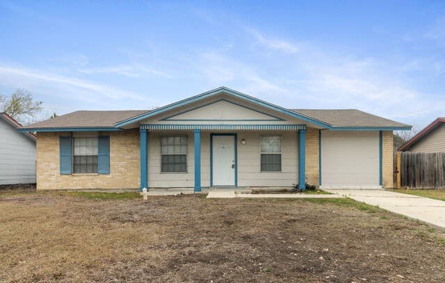 4-bedroom rental at 8219 Glen Lark in San Antonio TX