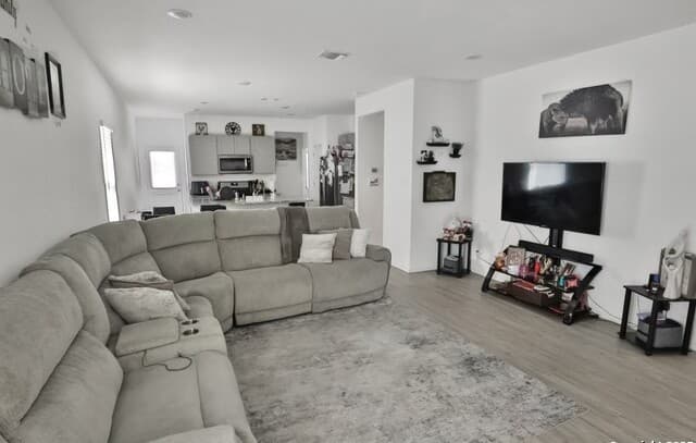 5867 Hematite Rim — photo 3