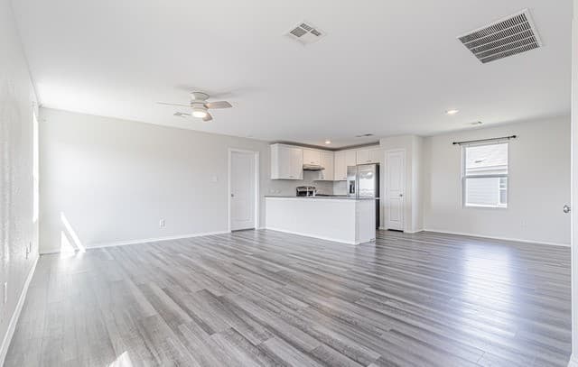 3814 Pickles — photo 2