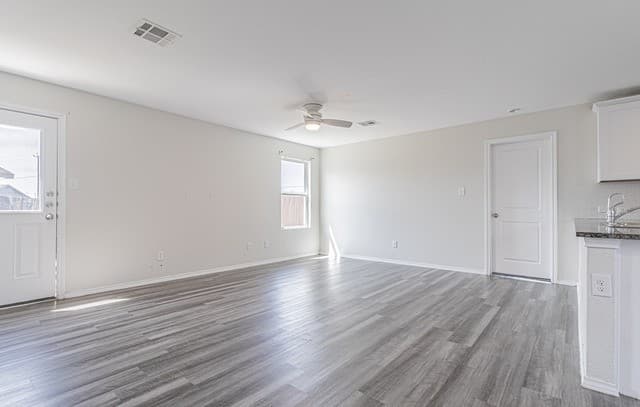 3814 Pickles — photo 4