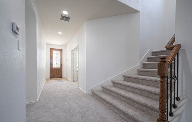 4-bedroom rental at 2527 Villa Borghese in San Antonio, TX — photo 3