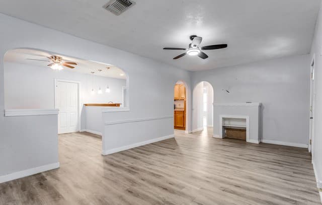 347 W Hermine — photo 3