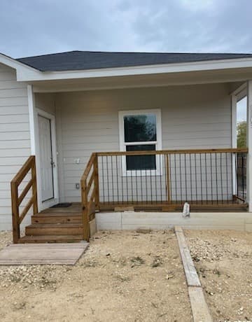 8103 Airlift Ave — photo 2