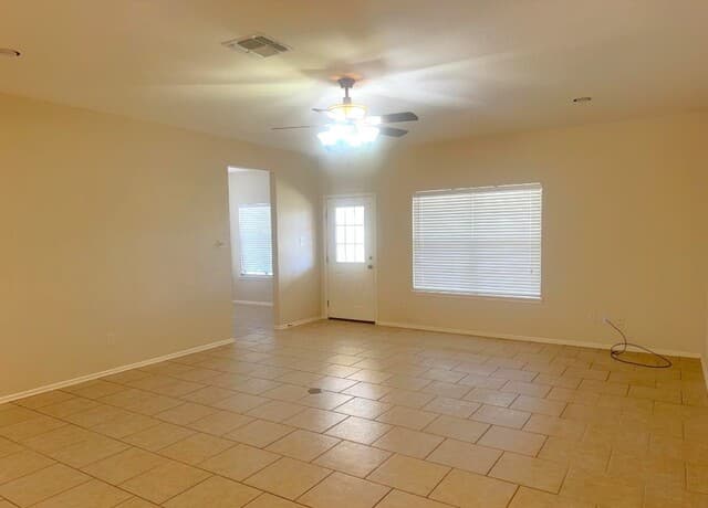 2135 Timberhill — photo 4