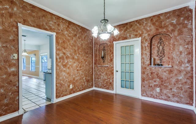 3-bedroom rental at 9394 Lamerton St in San Antonio, TX — photo 4