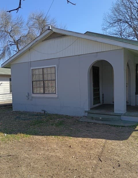 616 Sims Ave — photo 1