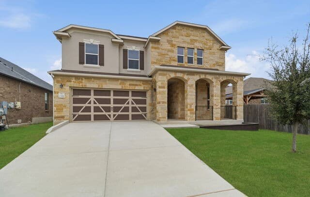 4-bedroom rental at 2311 Themis Way in San Antonio, TX — photo 2