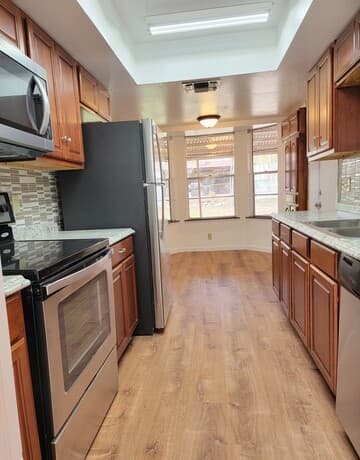 4-bedroom rental at 2115 Cedar Run in San Antonio, TX — photo 5