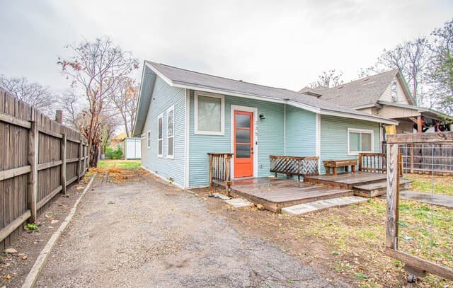 235 Belmont — photo 2