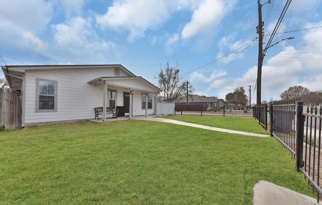 422 Wagner — photo 2