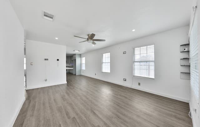 422 Wagner — photo 3