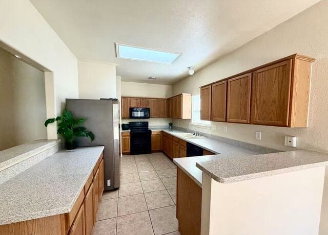 8619 Branch Hollow — photo 3