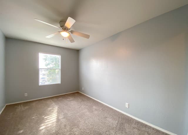 3-bedroom rental at 12251 Autumn Cherry in San Antonio, TX — photo 5