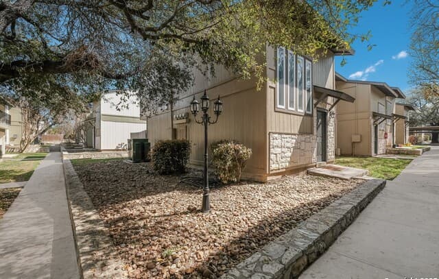 100 Lorenz Rd Unit 804